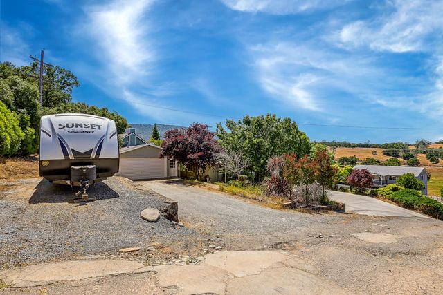 457 Russell Rd, San Andreas, CA 95249