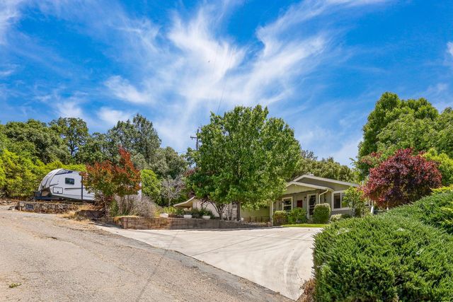 457 Russell Rd, San Andreas, CA 95249