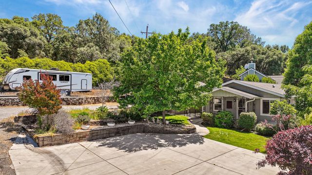 457 Russell Rd, San Andreas, CA 95249