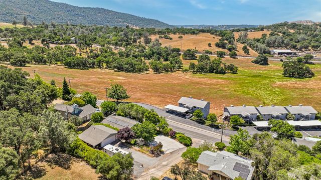 457 Russell Rd, San Andreas, CA 95249