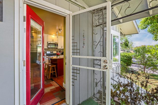 457 Russell Rd, San Andreas, CA 95249