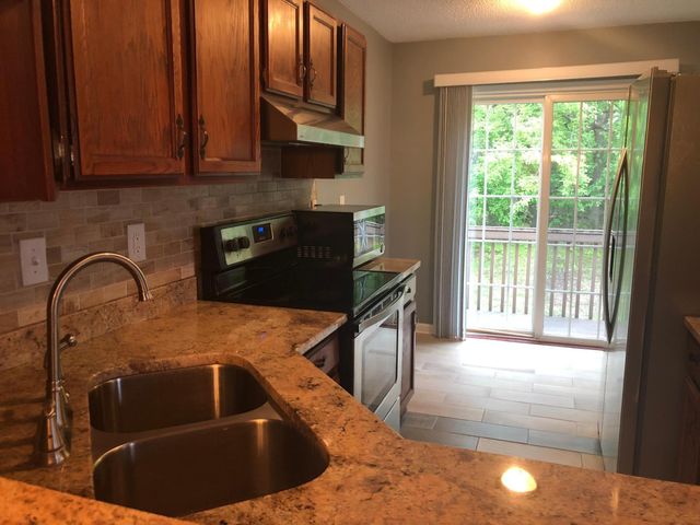 7626 Wedgewood Court N, Maple Grove, MN 55311