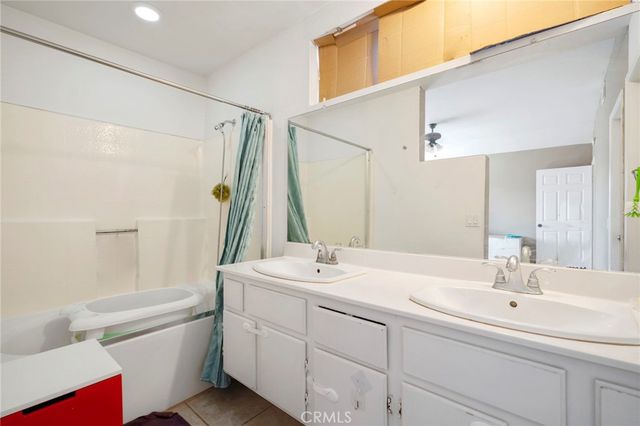 321 Avenue 12, Lake Elsinore, CA 92530