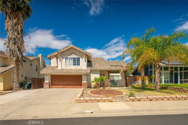 321 Avenue 12, Lake Elsinore, CA 92530