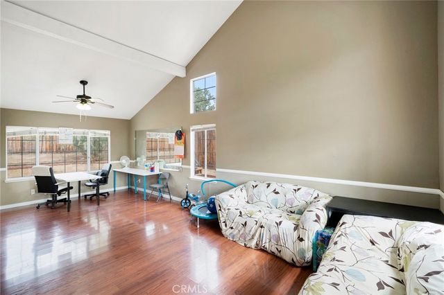321 Avenue 12, Lake Elsinore, CA 92530