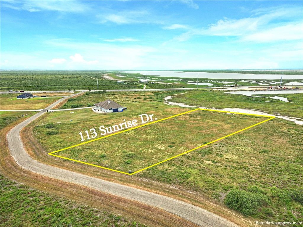113 Sunrise Dr, Rockport, TX 78382 — photo 3