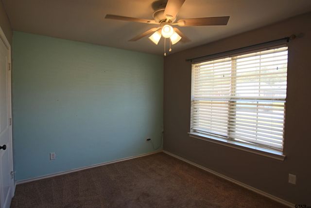 203 Mission Crest, Lindale, TX 75771