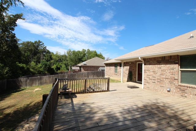 203 Mission Crest, Lindale, TX 75771