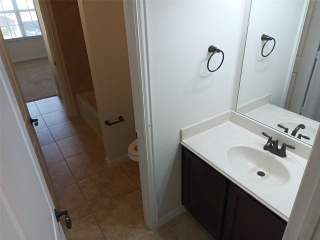 1704 Freedom Drive, Mckinney, TX 75071