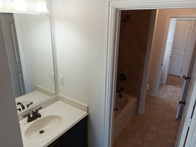 1704 Freedom Drive, Mckinney, TX 75071