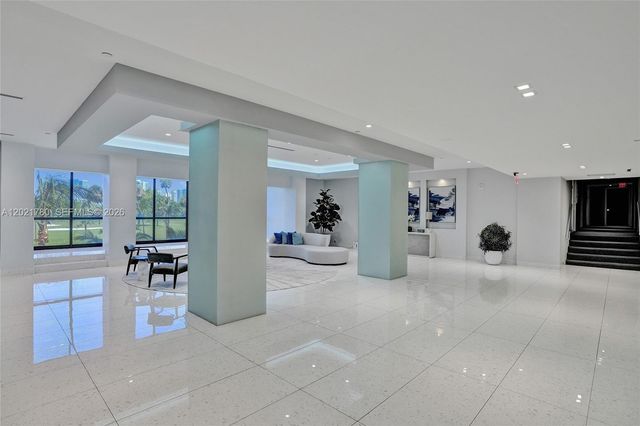 20335 W Country Club Dr 809, Aventura, FL 33180