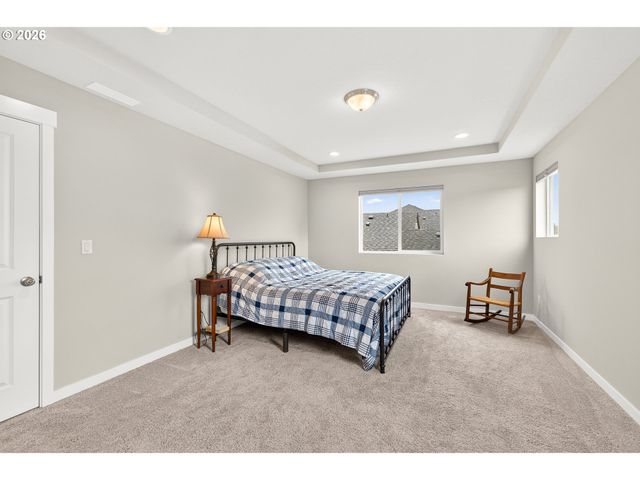 262 W 17TH St, Lafayette, OR 97127
