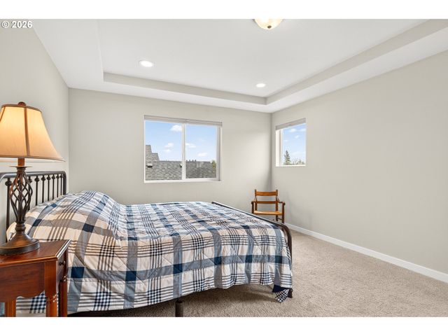 262 W 17TH St, Lafayette, OR 97127