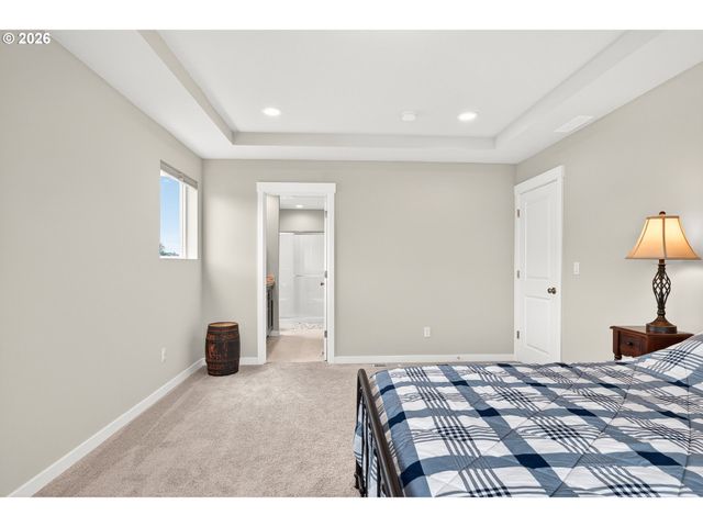 262 W 17TH St, Lafayette, OR 97127