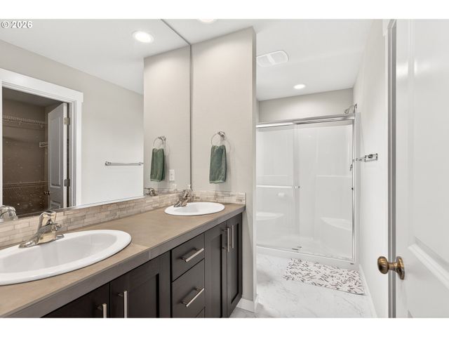 262 W 17TH St, Lafayette, OR 97127