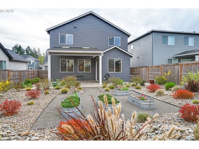 262 W 17TH St, Lafayette, OR 97127