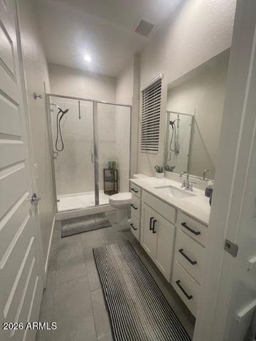 9625 W MONTEREY Way B, Phoenix, AZ 85037