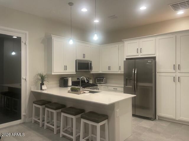 9625 W MONTEREY Way B, Phoenix, AZ 85037