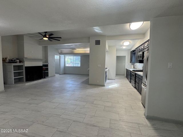 220 E Kolver Street, Nogales, AZ 85621