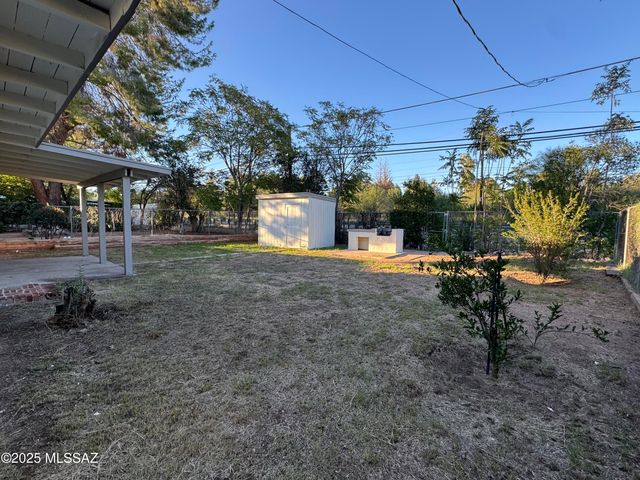 220 E Kolver Street, Nogales, AZ 85621