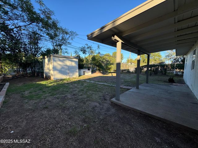 220 E Kolver Street, Nogales, AZ 85621