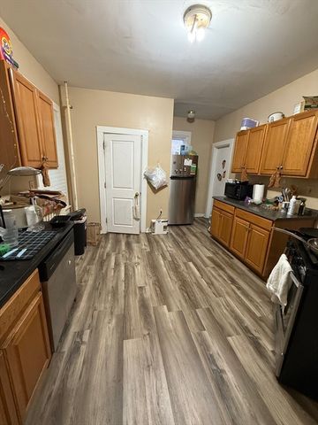 10 Eldora St, Boston, MA 02120