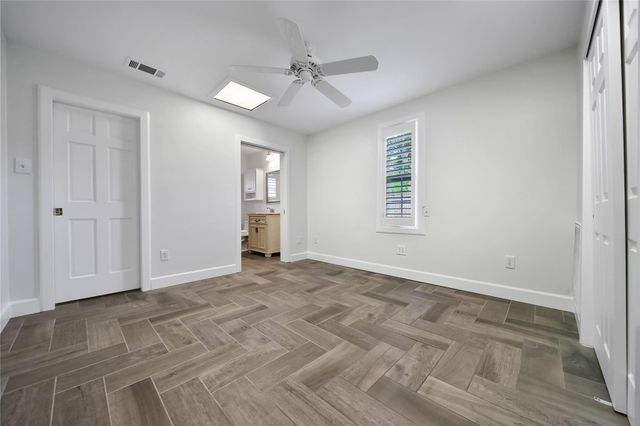 1034 Thornton Road, Houston, TX 77018