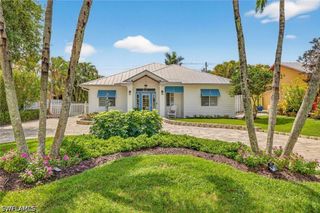740 5th AVE N, Naples, FL 34102