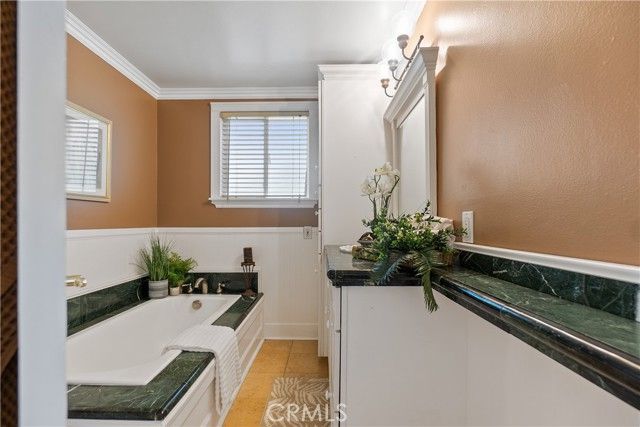 5220 Marengo Ct., Riverside, CA 92505