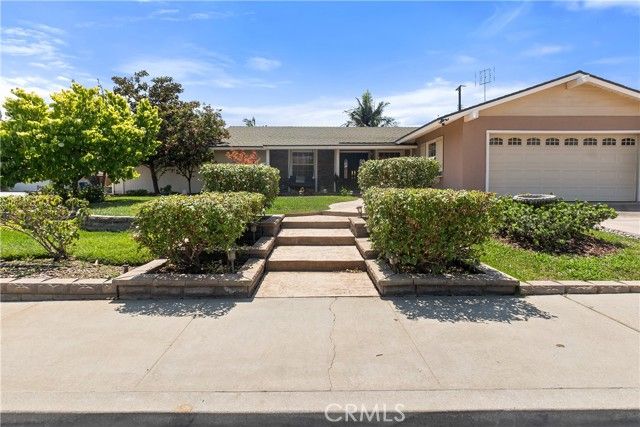 5220 Marengo Ct., Riverside, CA 92505