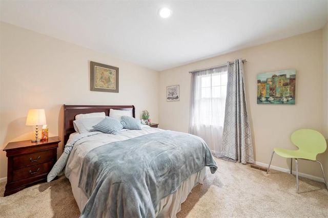11600 W 109TH Street, Overland Park, KS 66210