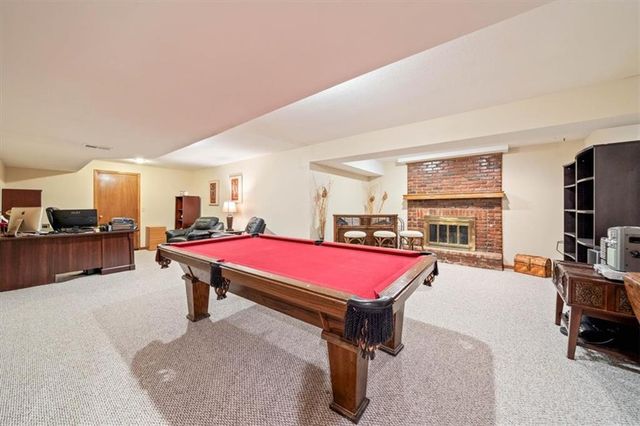 11600 W 109TH Street, Overland Park, KS 66210