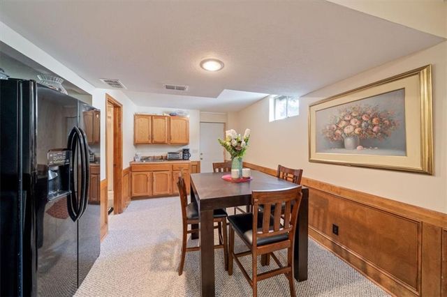 11600 W 109TH Street, Overland Park, KS 66210