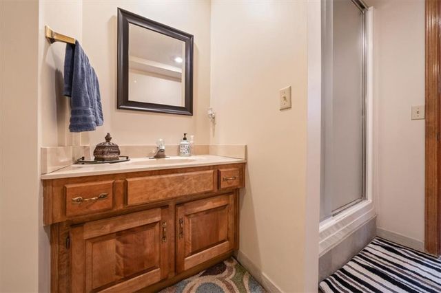 11600 W 109TH Street, Overland Park, KS 66210