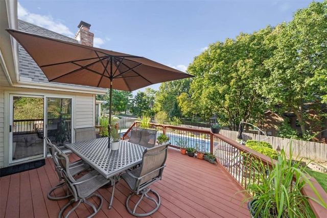 11600 W 109TH Street, Overland Park, KS 66210