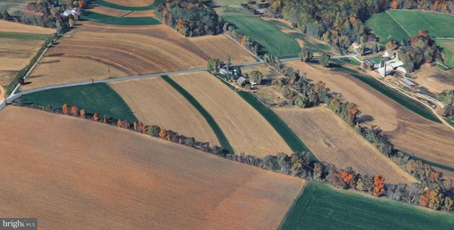 749 HILLDALE RD, Holtwood, PA 17532