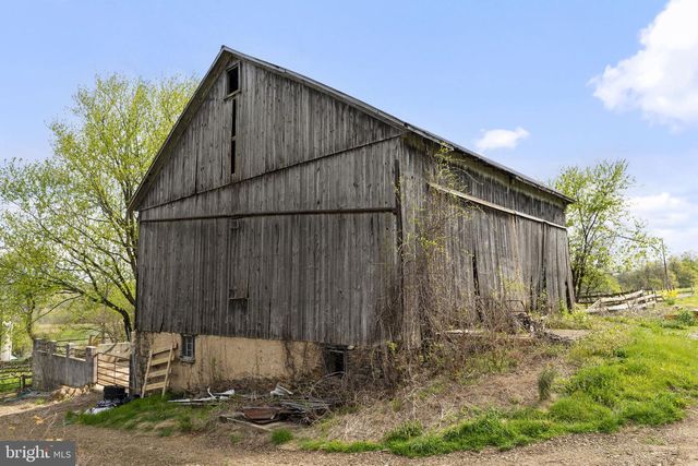 749 HILLDALE RD, Holtwood, PA 17532