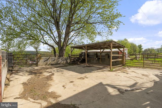 749 HILLDALE RD, Holtwood, PA 17532