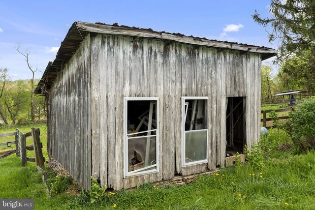 749 HILLDALE RD, Holtwood, PA 17532
