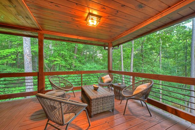 303 Major Ridge Road, Blue Ridge, GA 30513