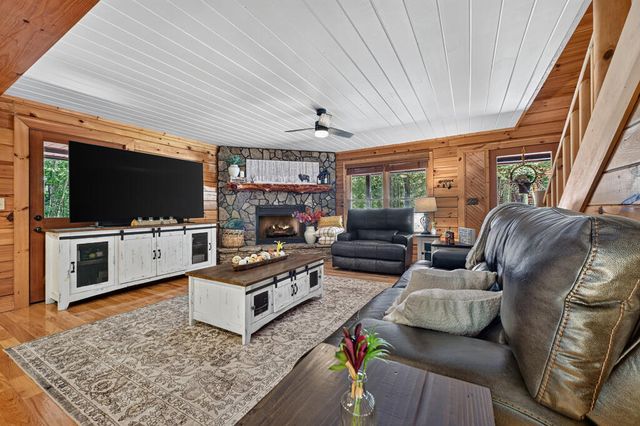 303 Major Ridge Road, Blue Ridge, GA 30513