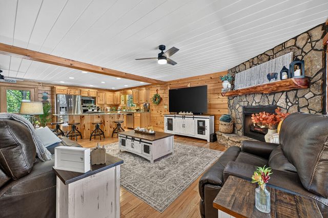303 Major Ridge Road, Blue Ridge, GA 30513