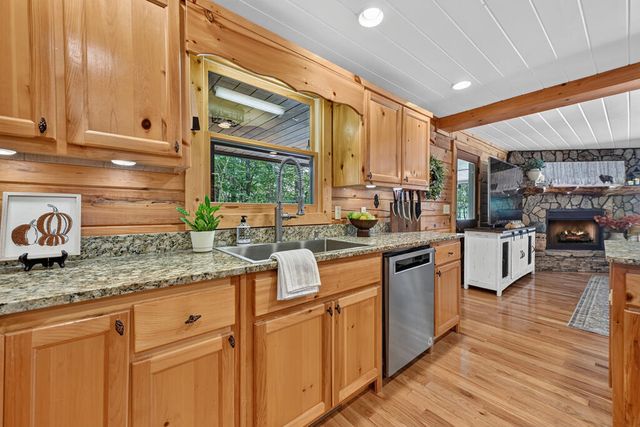 303 Major Ridge Road, Blue Ridge, GA 30513