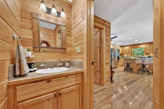 303 Major Ridge Road, Blue Ridge, GA 30513