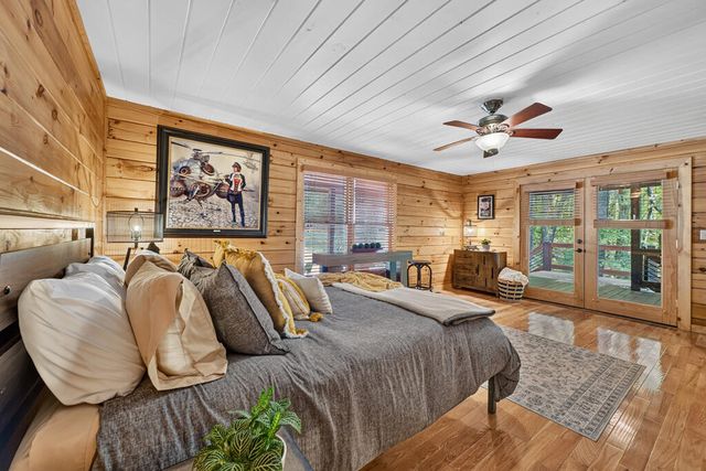 303 Major Ridge Road, Blue Ridge, GA 30513