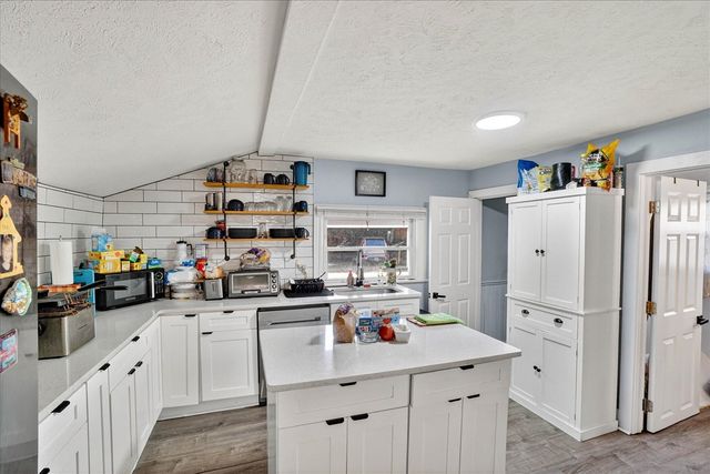 226 Ann Street, Grand Rapids, MI 49505