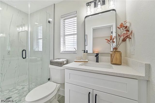 2627 SE 18th PL, Cape Coral, FL 33904