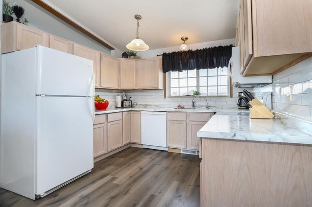 6088 23rd Street S, Fargo, ND 58104