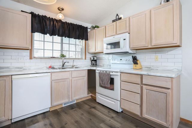 6088 23rd Street S, Fargo, ND 58104