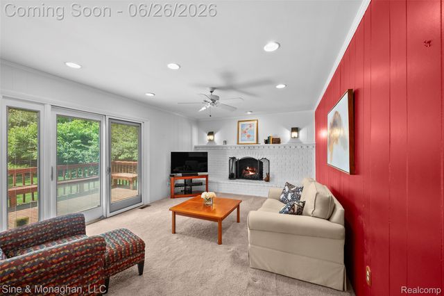 19120 Eldridge Lane, Southfield, MI 48076
